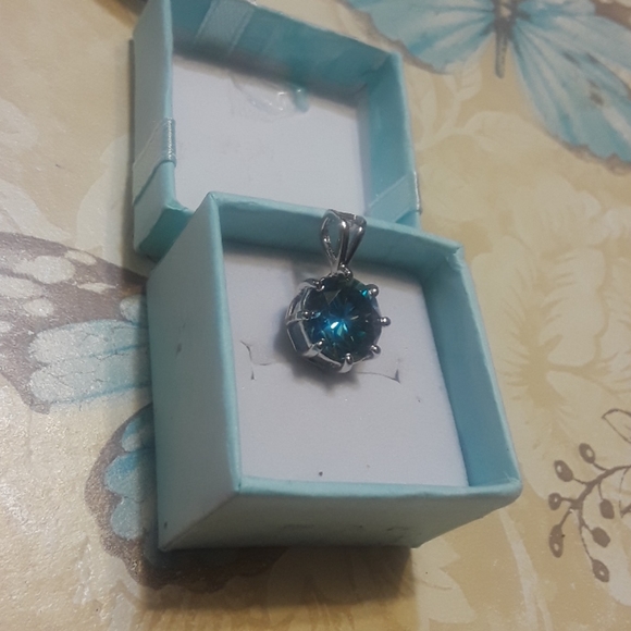 Real blue diamond pendant 5 carat . - Picture 3 of 4